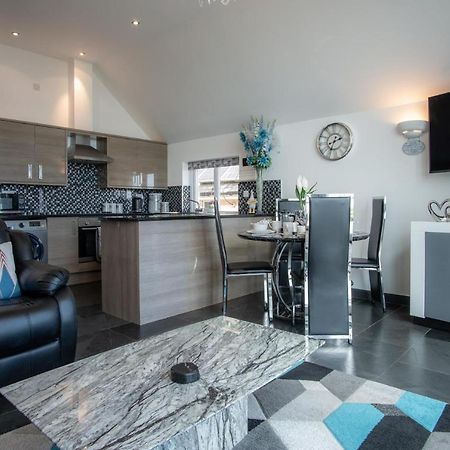 Nautilus - 2 Bedroom Apartment - Pendine Buitenkant foto